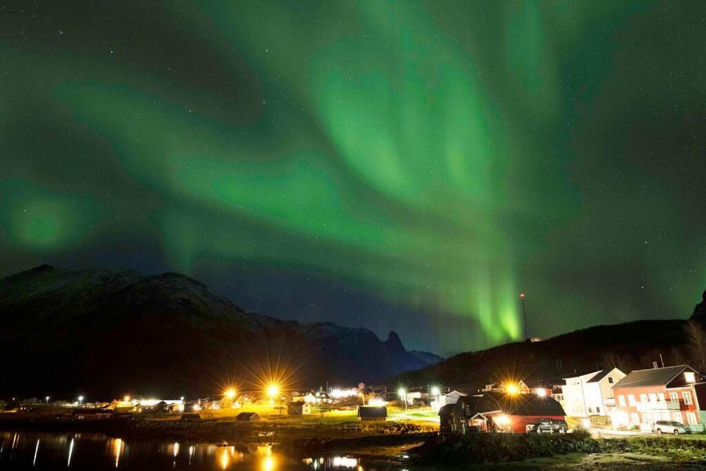 Charming House By The Sea, Lofoten! Laupstad المظهر الخارجي الصورة