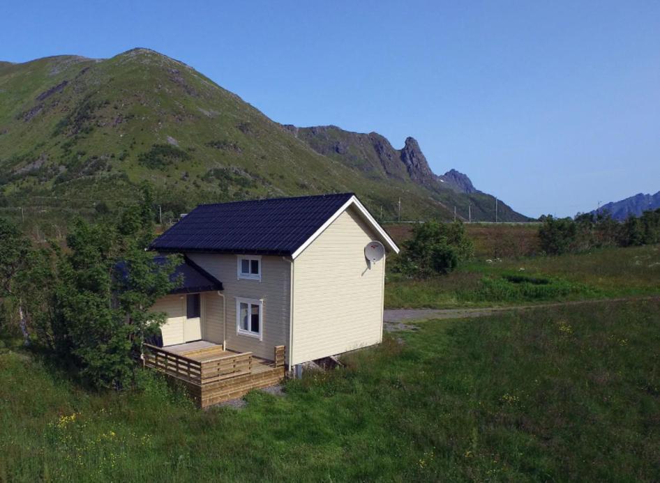 Charming House By The Sea, Lofoten! Laupstad المظهر الخارجي الصورة